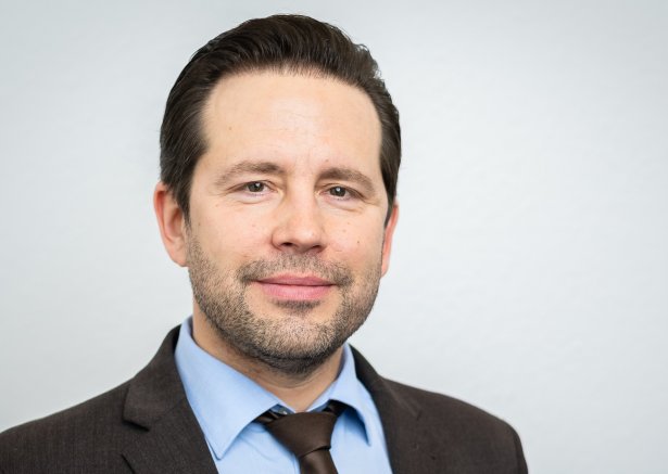 Dr. Christoph Scherer